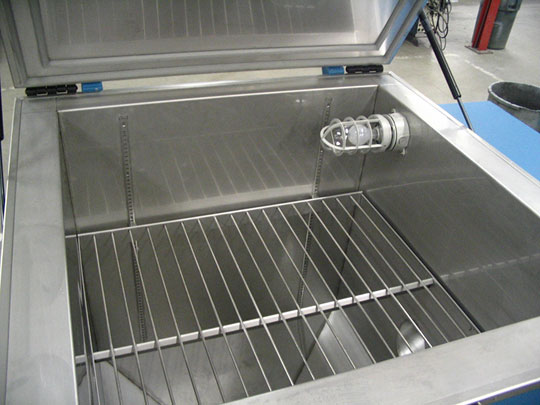 Камера D-27 компании Thermotron