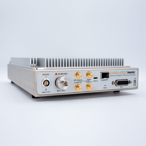 Анализатор спектра с подключением 10GbE Signal Hound SM435C